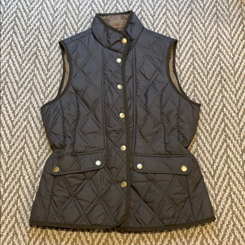 Brown Eddie Bauer light puffer vest